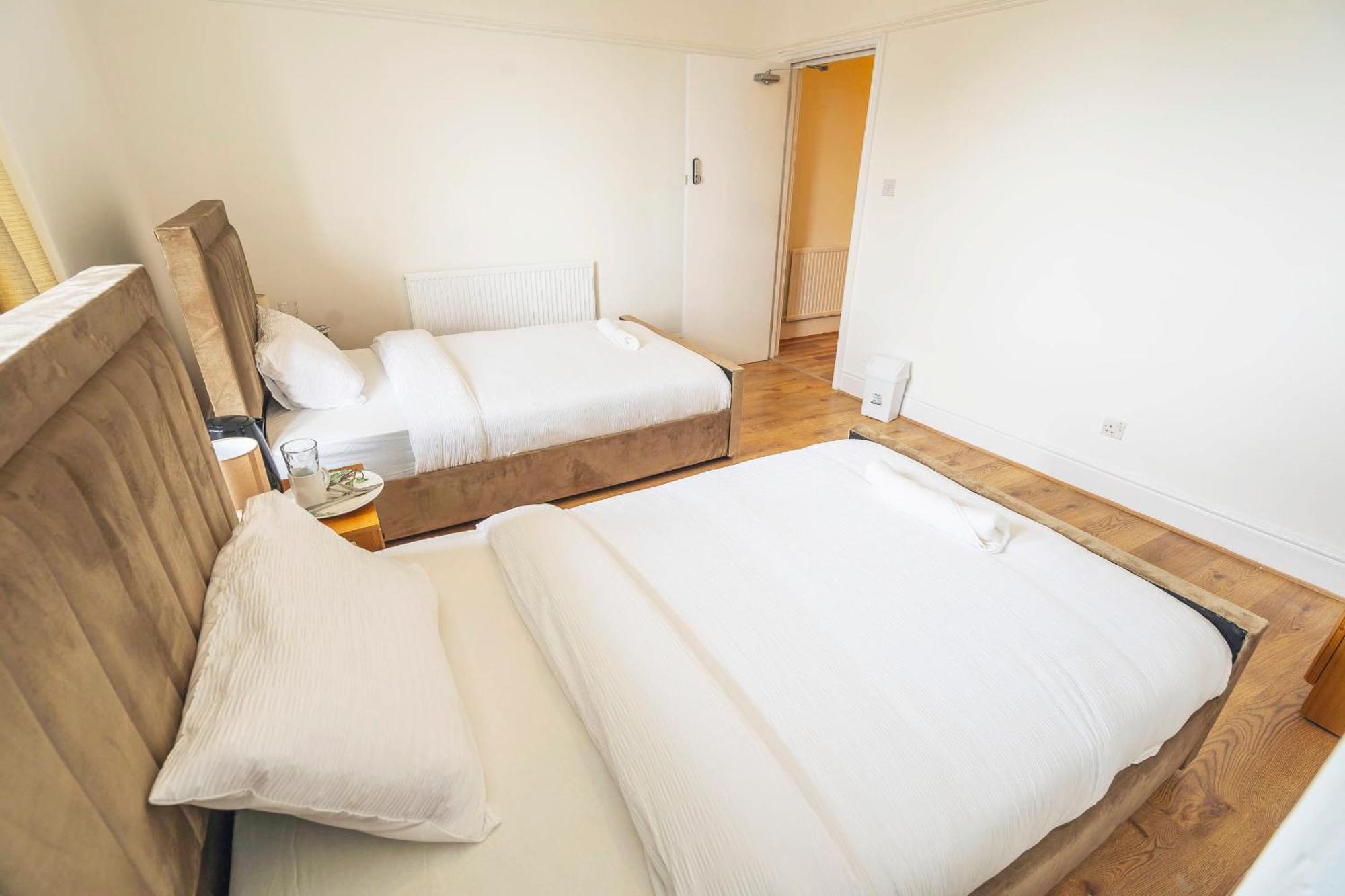 Majestic Inn Bootle  Kültér fotó