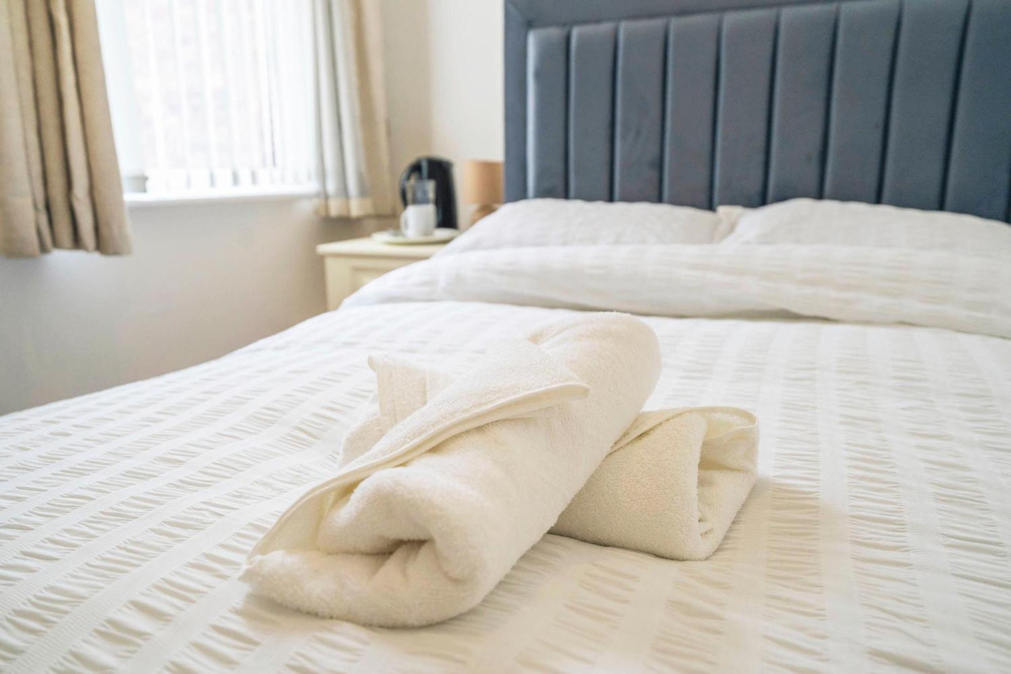 Majestic Inn Bootle  Kültér fotó